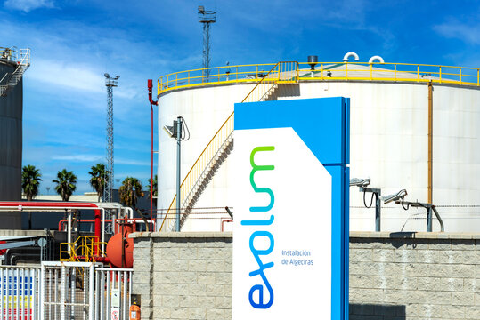 Exolum, formerly Compa&ntilde;&iacute;a Logistica de Hidrocarburos C.L.H. , bunker installation in the port of Algeciras for the supply of fuel to ships (bunkering)