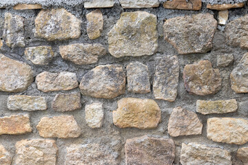 mur en vieilles pierres