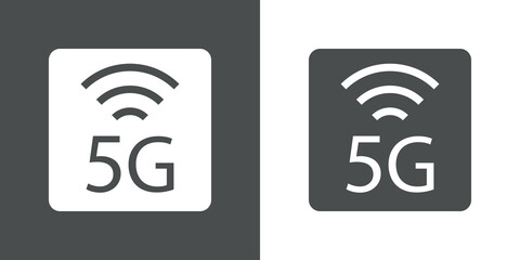 Logotipo de red inalámbrica o wifi de alta velocidad. Logo texto 5G en cuadrado con olas en fondo gris y fondo blanco 