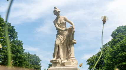 Fototapeta na wymiar Statue of Josephine 