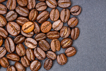 Coffee beans with uniform color