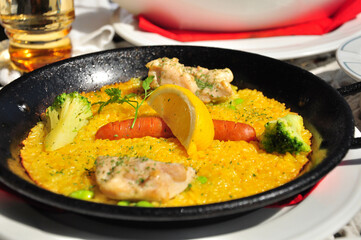 日本のパエリア