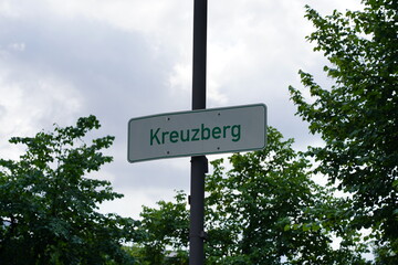 Ortsschild Kreuzberg in Berlin