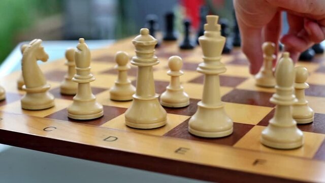 Schachspielen - der König fällt - Schachmatt