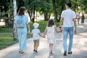 Obraz premium Family couple with daughter and son.