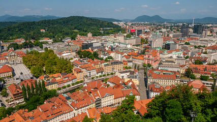 Fototapeta na wymiar Aerial view of the center of Ljubljana.
