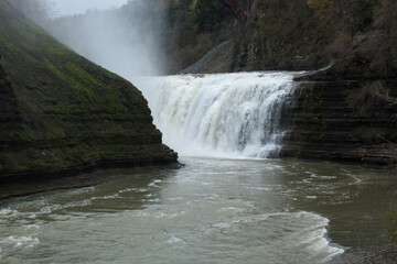Fototapeta premium Waterfall in Letchworth State Park