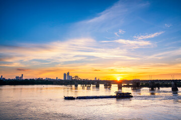 Fototapeta premium The Long Bien brige in Ha Noi Capital, viet nam