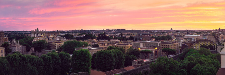 Fototapeta na wymiar sunset skyline Rome