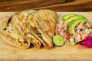 tacos  de camaron sabrosos