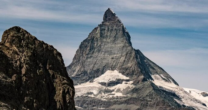 Close-up view of Matterhorn and Riffelhorn