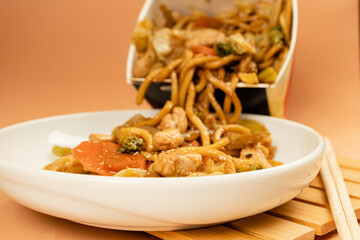 delivery yakisoba japanese food