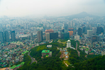 Obraz premium 韓国のソウルの観光名所を旅行している風景 A scene from a trip to a tourist attraction in Seoul, South Korea.