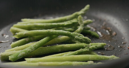 cooking frozen asparagus on nonstick pan
