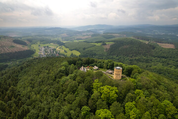 Fototapeta na wymiar Burg Ginsburg, Luftaufnahme, Hilchenbach, Sauerland