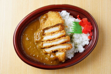 カツカレー　豚カツ