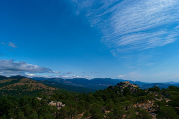 Fototapeta na wymiar góry krajobraz widok niebo chmury