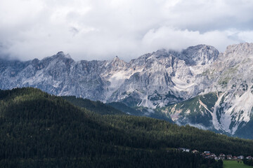 Fototapeta na wymiar Bergpanorama in Schladming - Austria