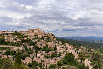 Fototapeta na wymiar The village of Gordes in Luberon, Provence, south of France