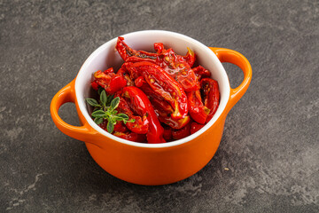 Sun-dried tomato in olive oil