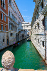 Fototapeta na wymiar Venice, the canal under the Bridge of Sighs