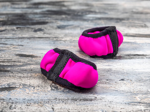 Pair Of Pink Hand Weights For Fitness Training, Suitable For Child