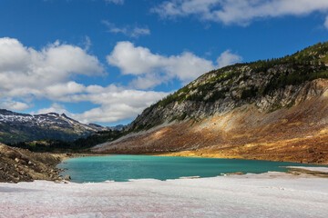 Obraz premium Mountains lake