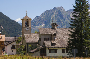 Fototapeta na wymiar Summer view of Macugnaga mountain village in Valle Anzasca, Piedmont, Italy