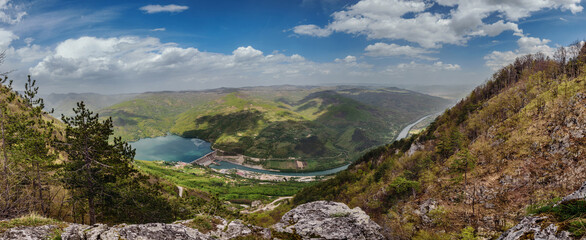 Fototapeta na wymiar Drina Canyon and Lake Perucac Panorama