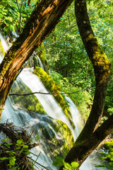 クロアチア　プリトヴィツェ湖群国立公園の滝