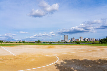 【東京都】西新井橋緑地野球場・球技場（荒川河川敷）