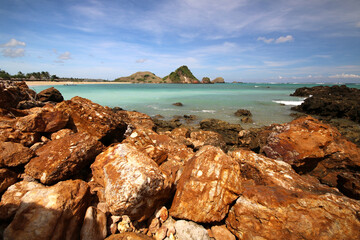 red rocks on lombok coastline