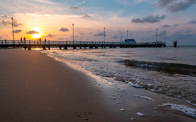 Couché de soleil sur la plage d'Arcachon