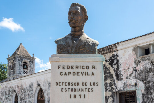 Federico R. Capdevila bust or statue in Las Tunas, Cuba