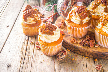 Pecan Pie sweet salted cupcakes
