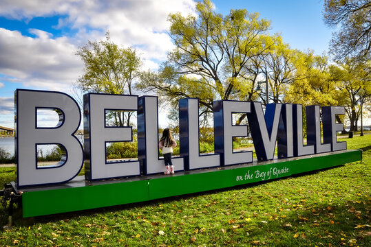 Belleville sign in the park