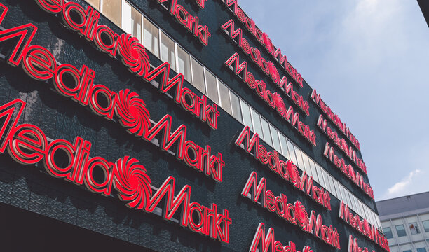 Media Markt Sign with Big Letter M in Front of a Store Editorial Image -  Image of center, concept: 209721785