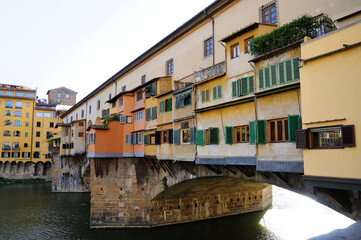 Fototapeta na wymiar Ponte Vecchio. View from the river Arno bank. Florence, Italy.