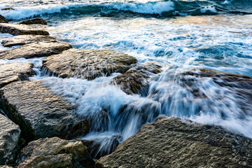 Infinite sea, waves, shore, beach