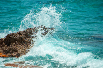 Infinite sea, waves, shore, beach