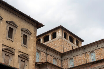 Fototapeta na wymiar Basilica di San Lorenzo in Florence
