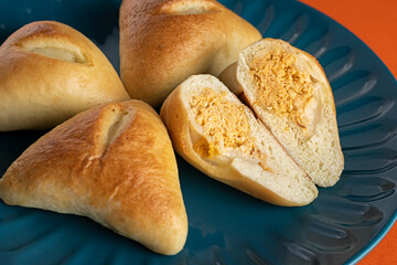 Roasted snacks - chicken esfiha
