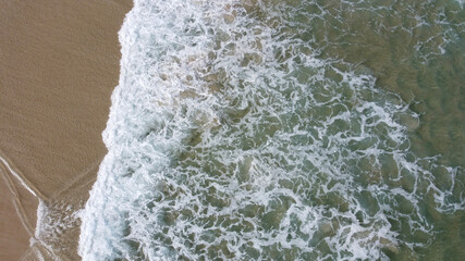 water flowing from a glass
