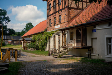 Młyn Papiernia w Barlinku - nad rzeką Płonia © Roman Trojanowski