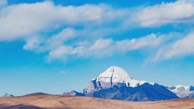 Kailash - the holiest mountain of Tibet (time-lapse)