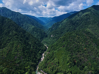 Fototapeta na wymiar ドローンで空撮した夏の長野県の阿寺渓谷流域の風景
