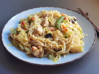 stir fried noodles