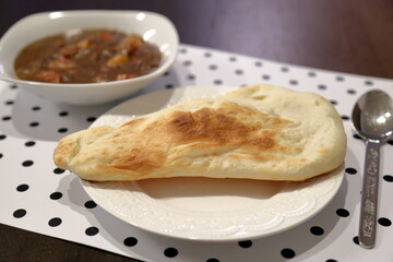 カレーとナン①