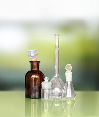 Obraz na płótnie Canvas Glass Volumetric Flask ,Erlenmeyer flasks ,Laboratory Flasksare used for laboratory work,For mixing, pouring and storage of chemicals