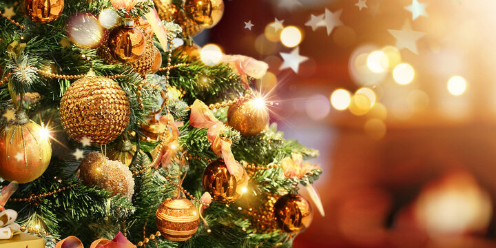 Golden Christmas Tree Images – Browse 447,192 Stock Photos, Vectors ...